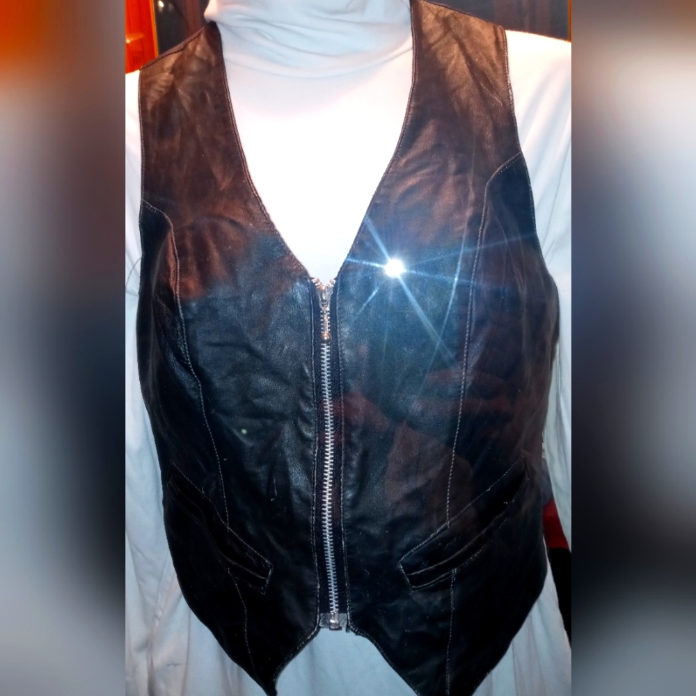 Mona Mode Leather Vest